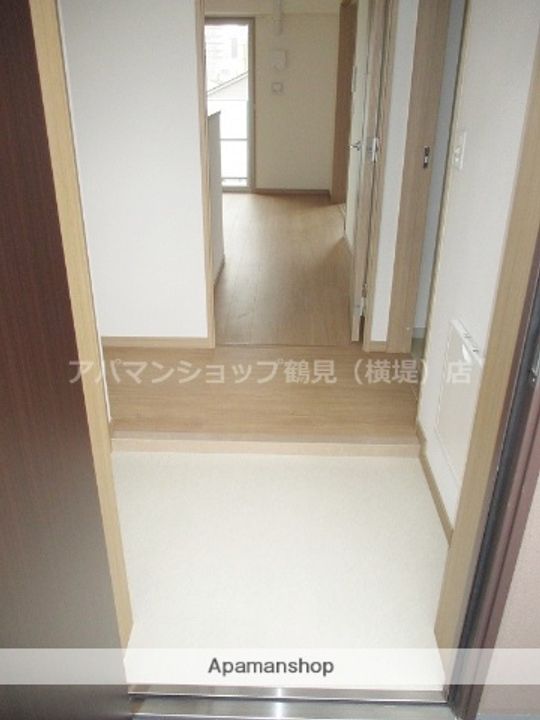 大阪府大阪市城東区関目1丁目の賃貸マンションの内装