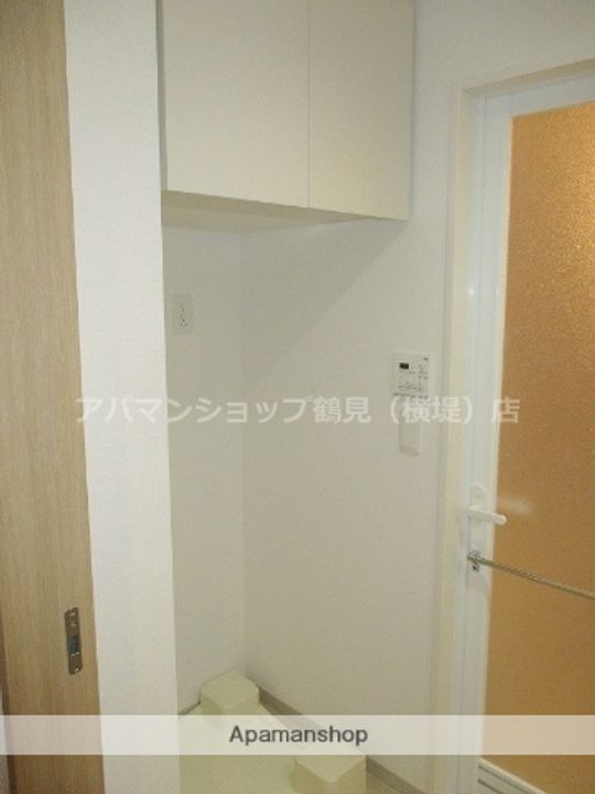 大阪府大阪市城東区関目1丁目の賃貸マンションの内装