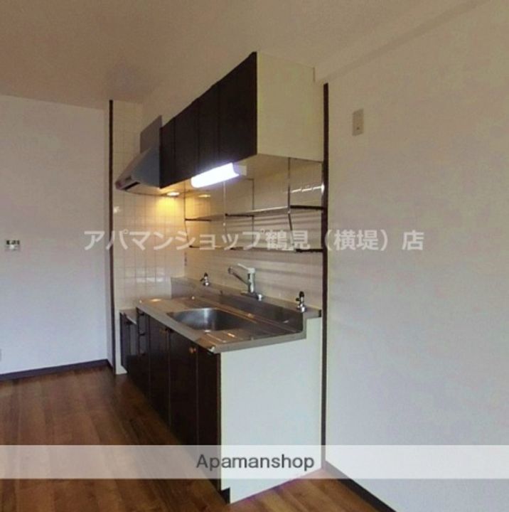 AURORACOURT大東のキッチン