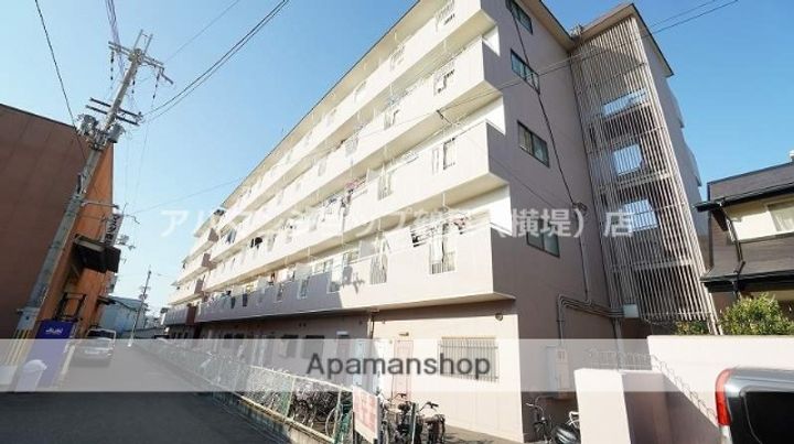 大阪府東大阪市新庄1丁目の賃貸マンションの外観