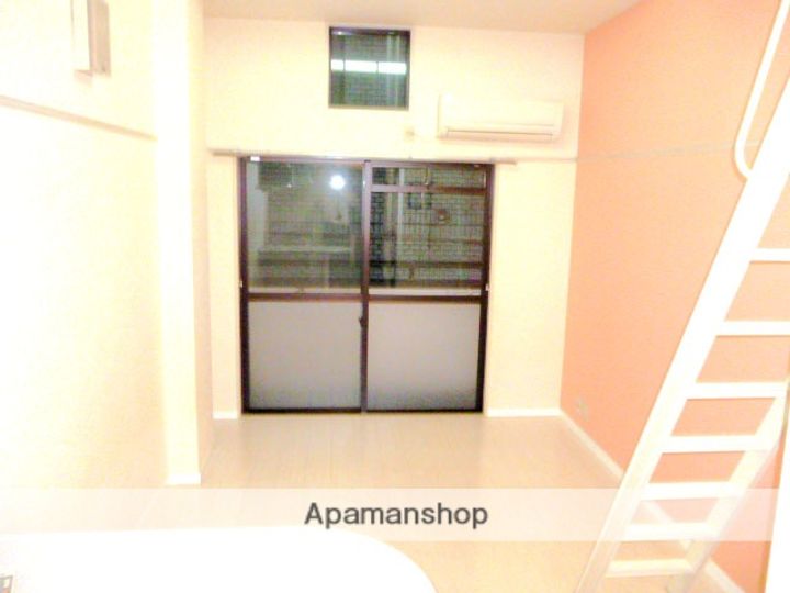 東三国ユーリプラザ306の居間