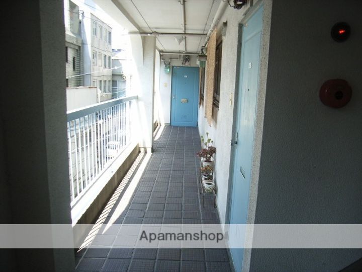 新大阪土井コーポ405の内装