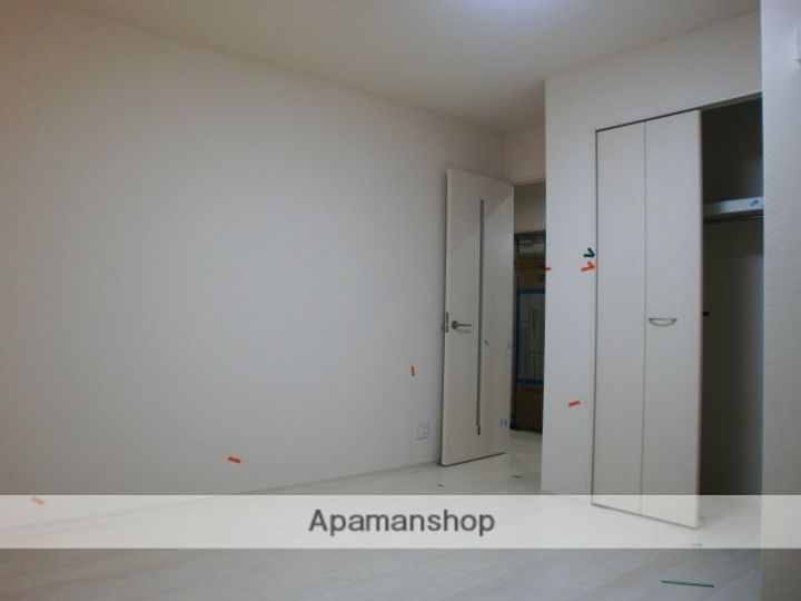 フジパレス三津屋Ⅵ番館の居間