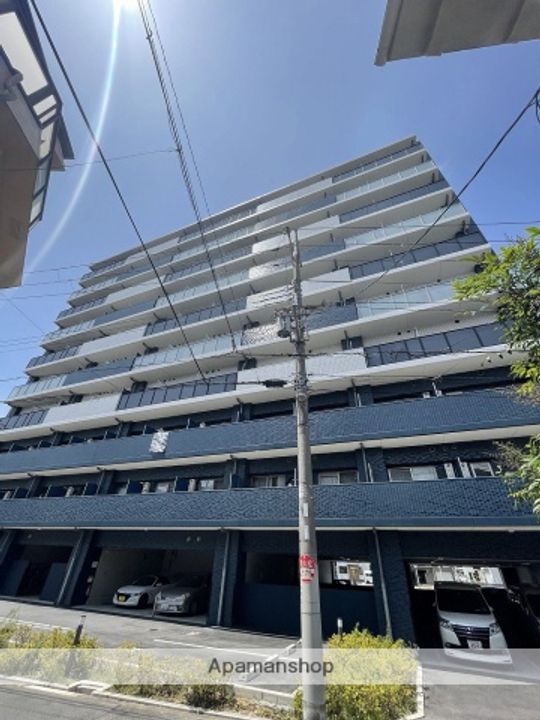 プレサンス新大阪イオリアの外観