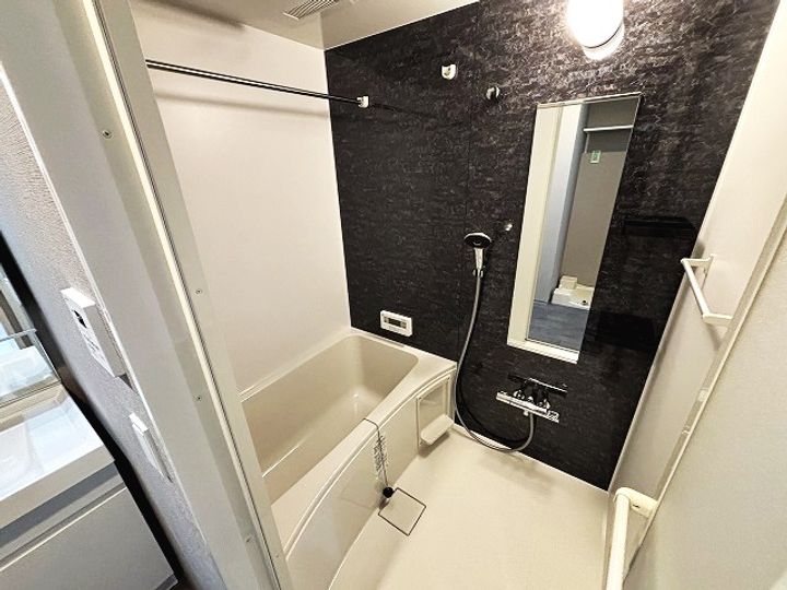 エル・セレーノ新大阪北402の風呂