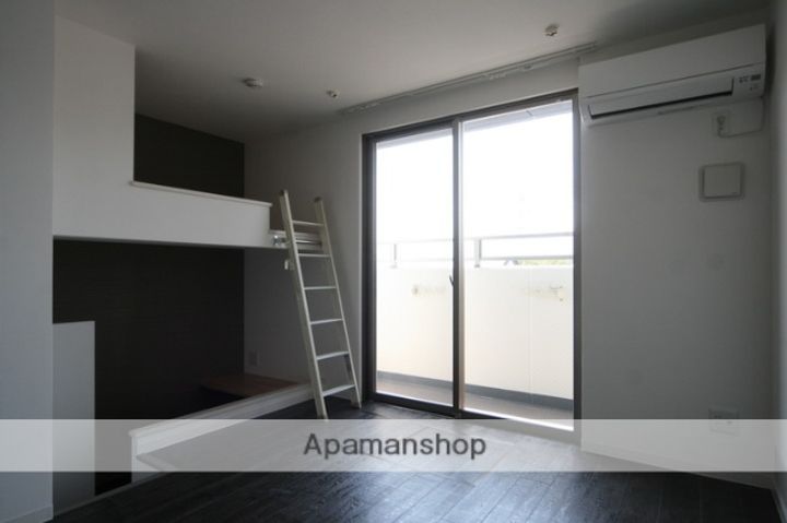 ベルキューブの居間