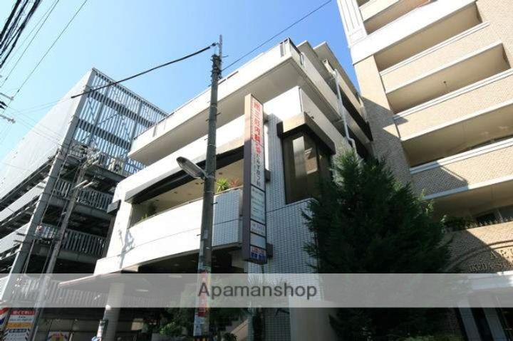 サンロイヤル池田駅前の外観