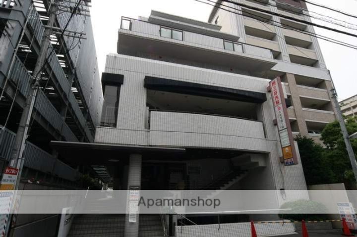サンロイヤル池田駅前の外観