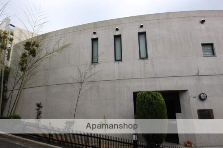 メイプルコムの外観