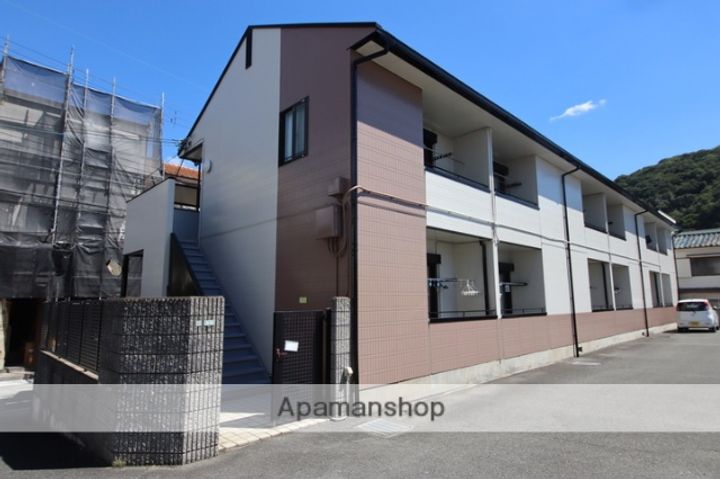 兵庫県川西市美園町の賃貸アパートの外観