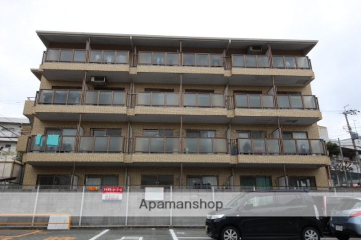 ステラ蛍池の外観