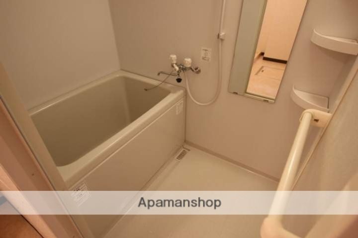 ヴィラ荘園口の風呂