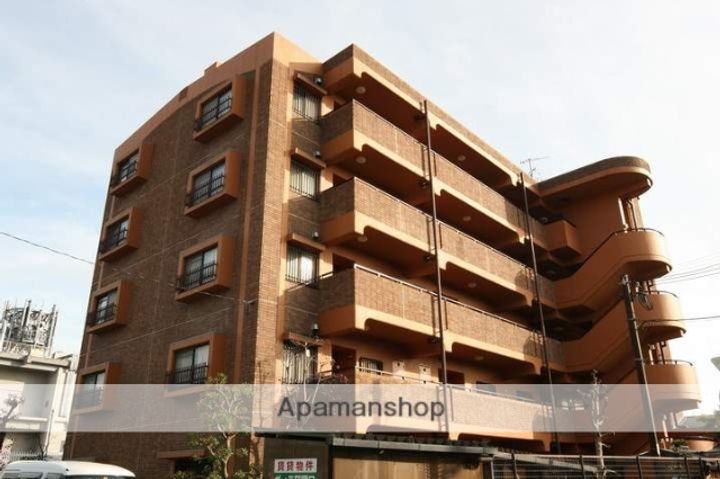 ヴィラ荘園口の外観