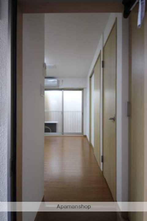 兵庫県川西市花屋敷1丁目の賃貸マンションの内装