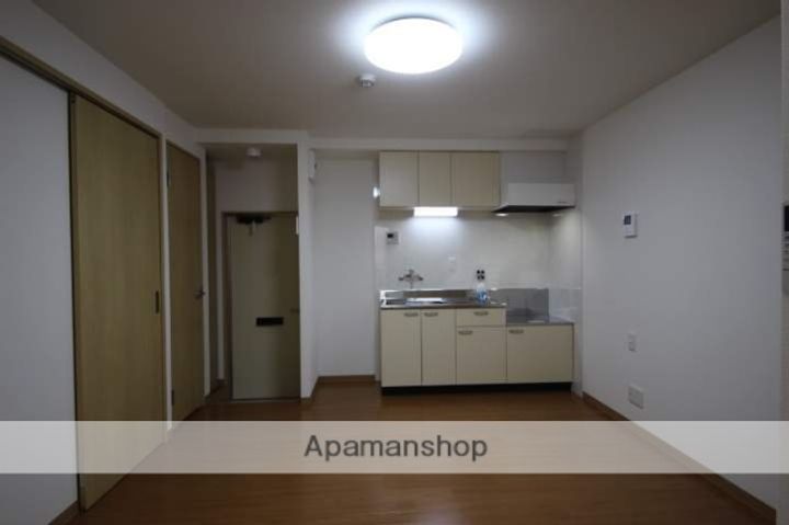 兵庫県川西市花屋敷1丁目の賃貸マンションの内装