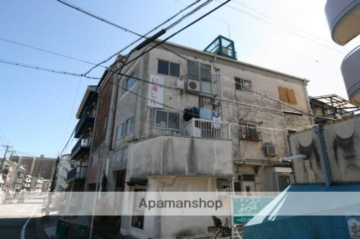 兵庫県川西市花屋敷1丁目の賃貸マンションの外観