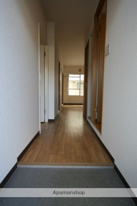 シャトレー石澄の玄関