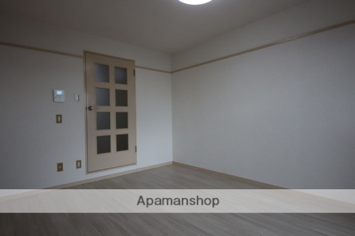 ローランハウス姫室町の内装