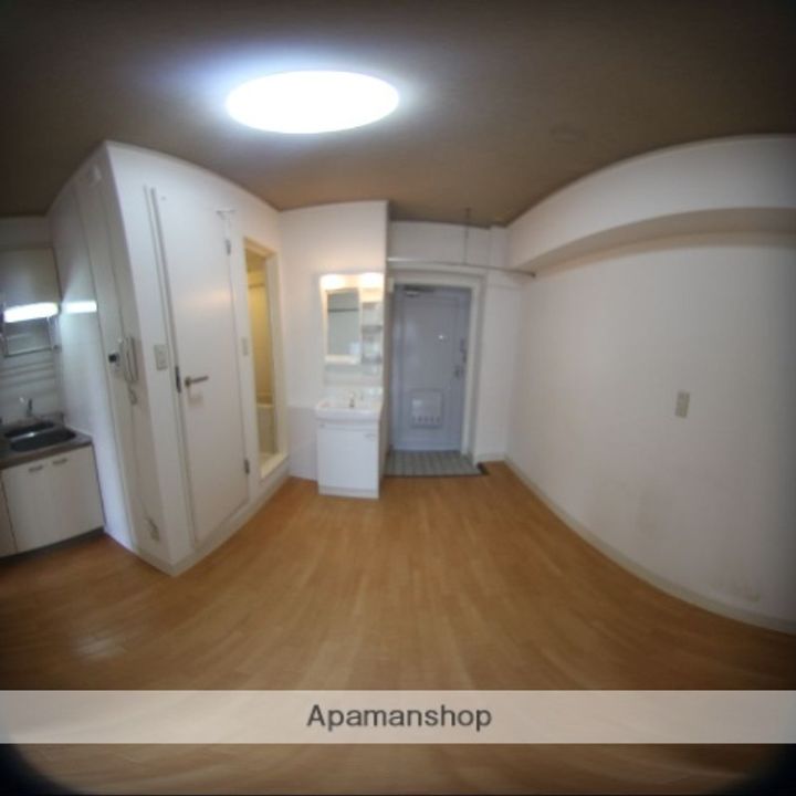 アライビルの内装