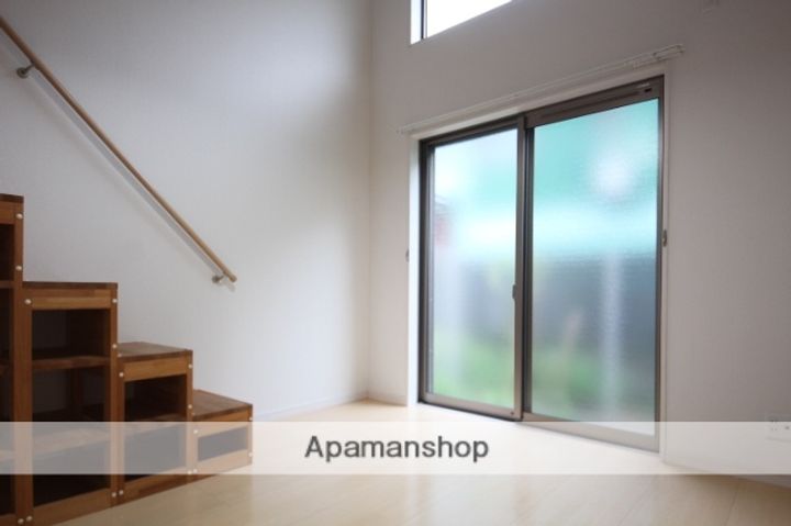 アルファステージAPMの居間