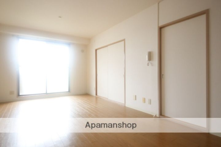 アンソレイユ高木の居間