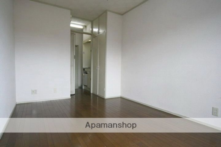 メゾン北楠の居間