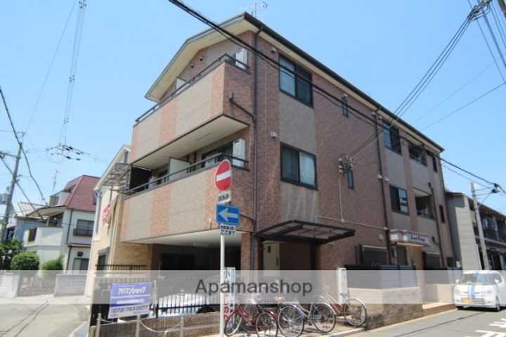 セカンドヴィレッジの外観