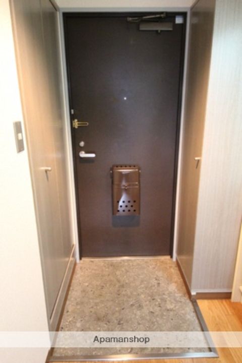 グランリッチ箕面の玄関