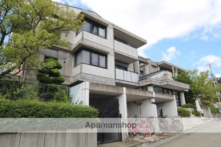 柴央里マンションの外観