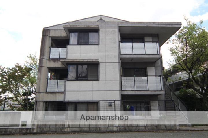 柴央里マンションの外観