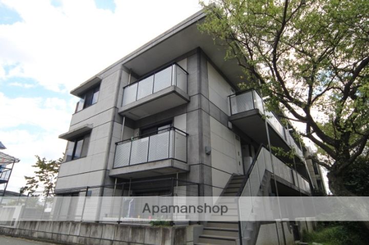 柴央里マンションの外観