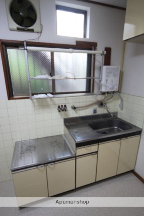 第二柳原マンションのキッチン