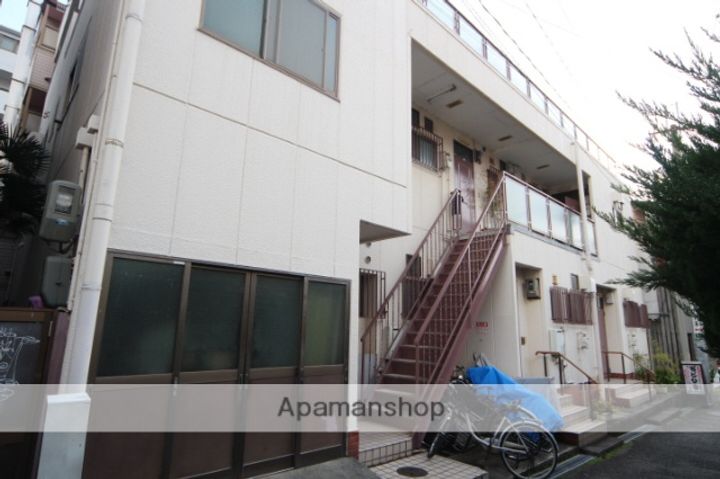 第二柳原マンションの外観