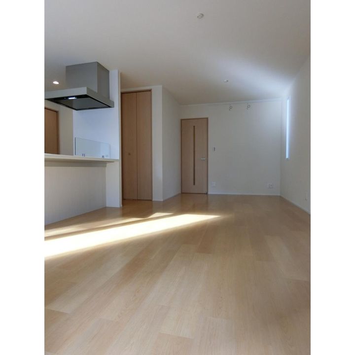 LACINE柴原101号室の居間