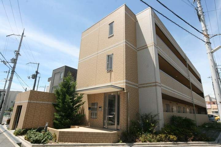 コーラルパレスの外観