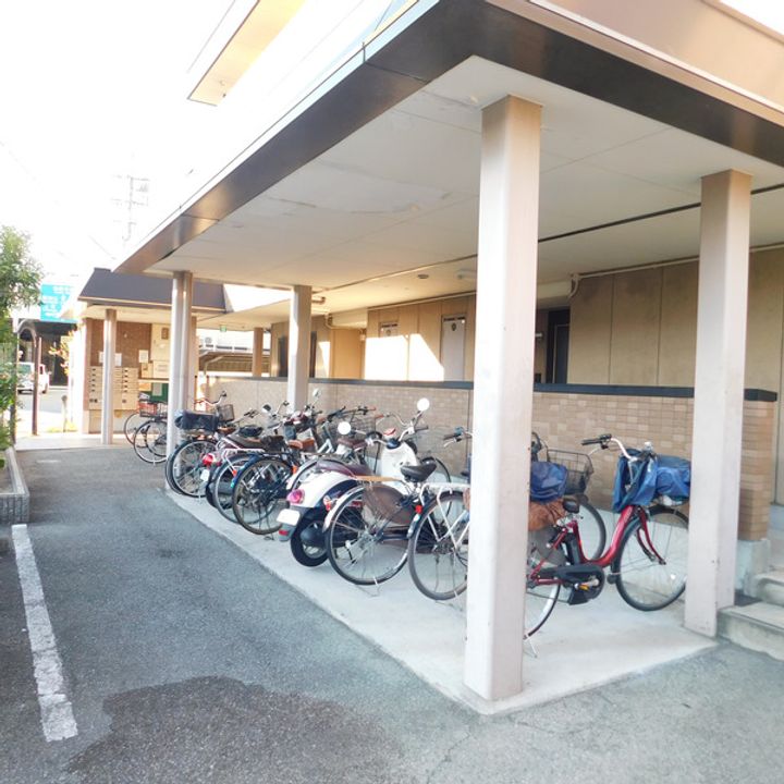 アンソレイユ高木の周辺