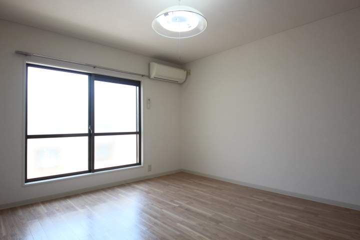 メゾン ジョイ203号室の内装