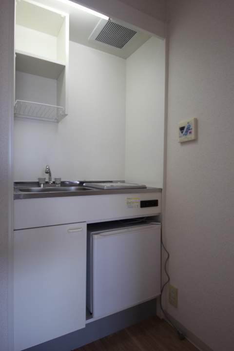 メゾン ジョイ203号室のキッチン