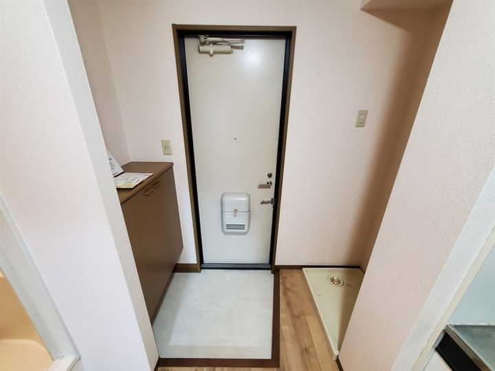 コーポハイムの玄関