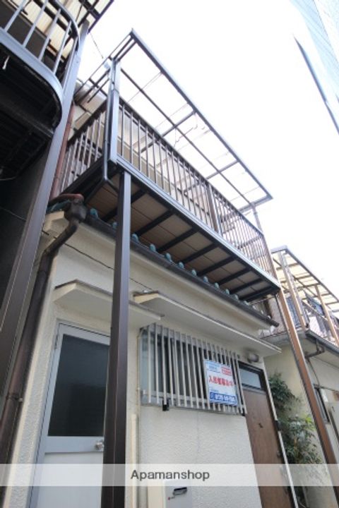 兵庫県川西市小花1丁目(一戸建)の賃貸物件の外観
