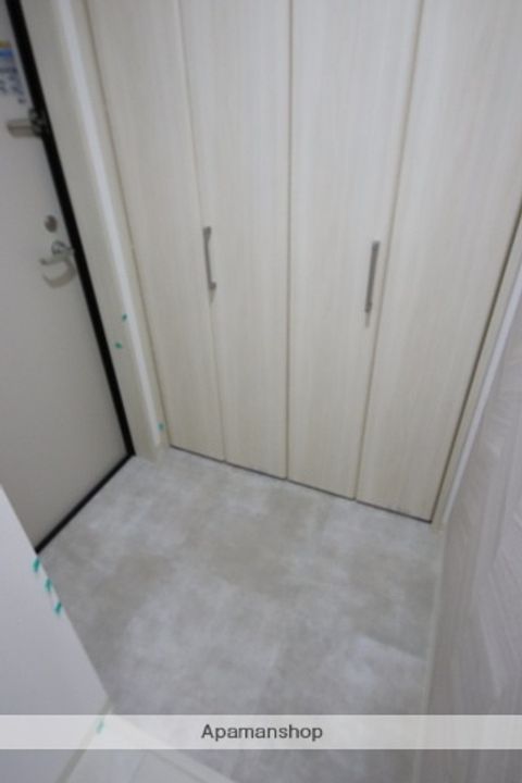 クリエオーレ豊島南の玄関