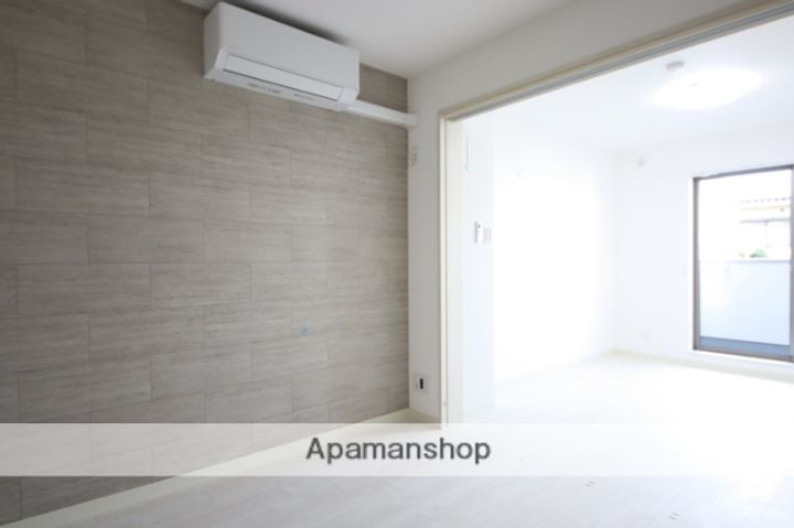 クリエオーレ豊島南の居間