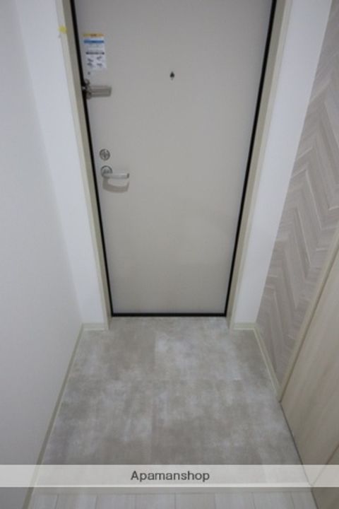 クリエオーレ豊島南の玄関