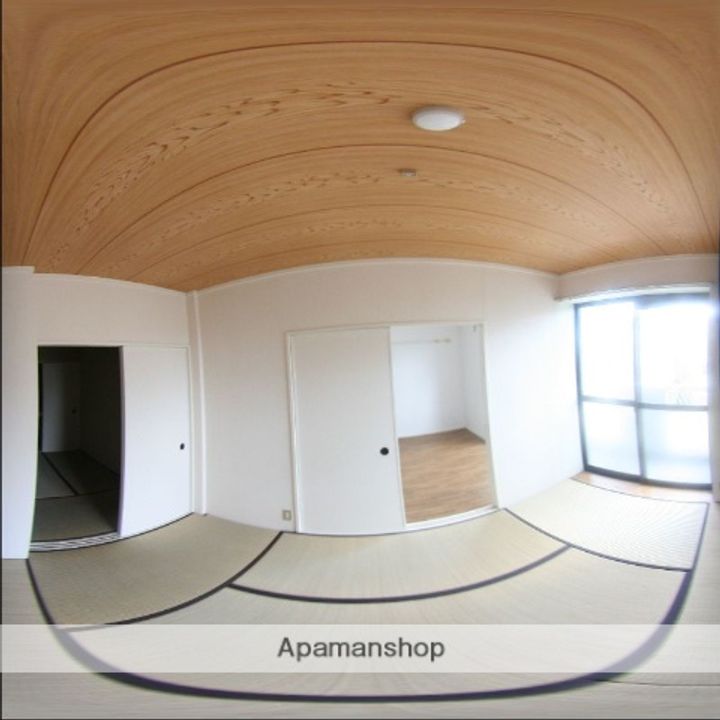 ロイヤルクイーンズパーク池田の内装