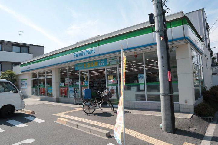 カルム ド アビタシオンの周辺
