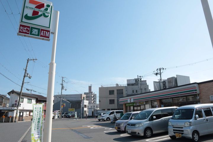 カルム ド アビタシオンの周辺