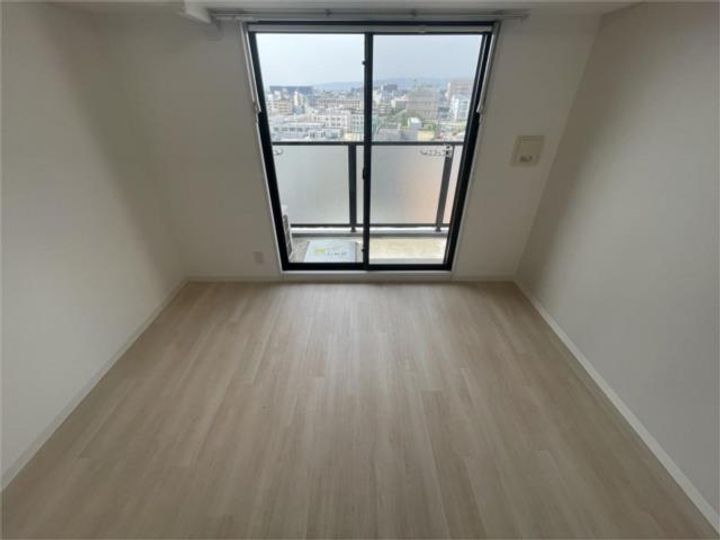 グランパシフィック十三元今里の居間