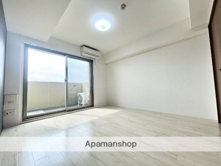 リアーレ北田辺の居間