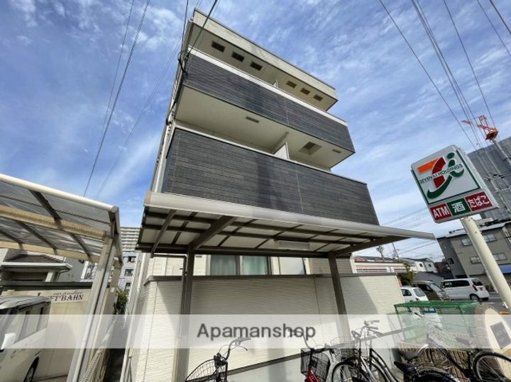 大阪府大阪市住吉区山之内1丁目の賃貸アパートの外観