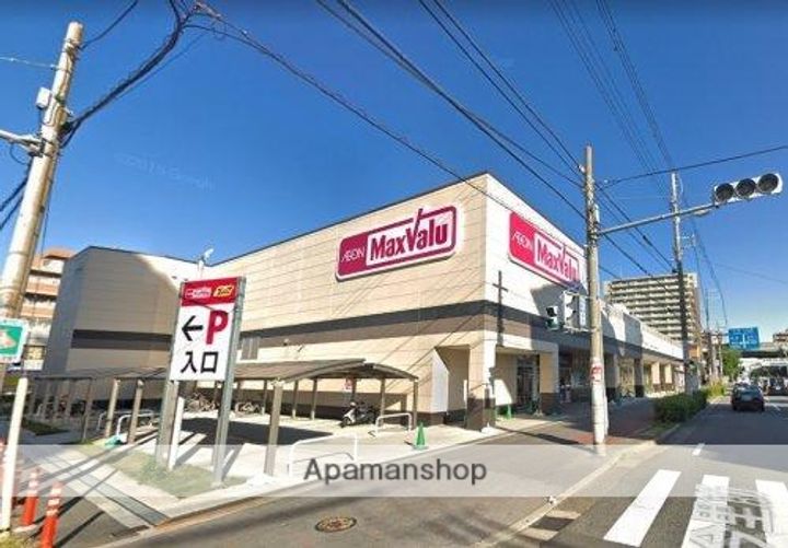 丸一ビルの周辺